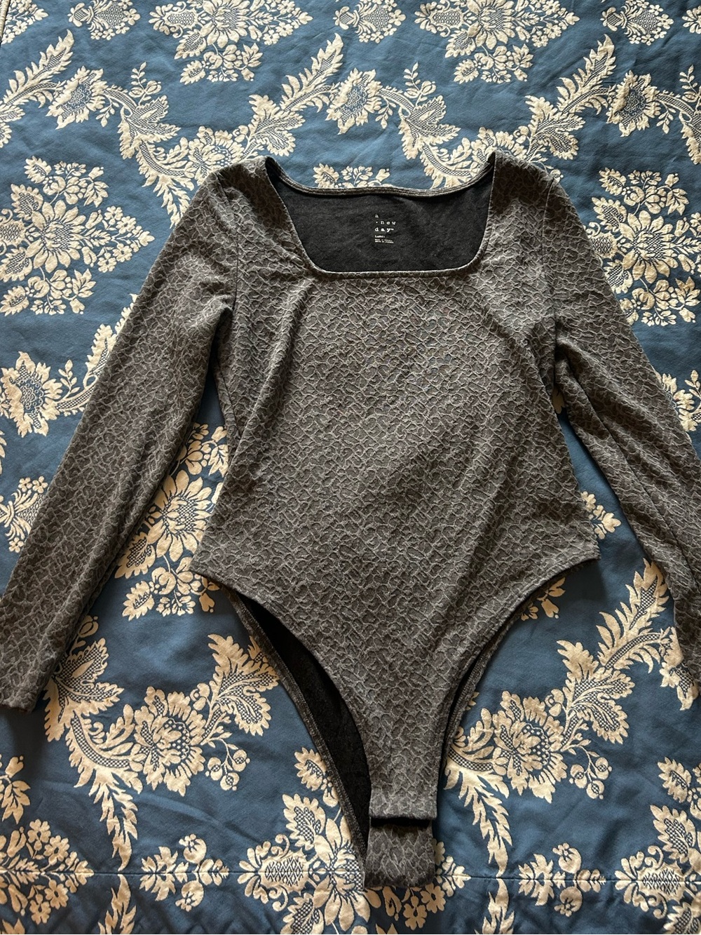 a new day Gray Textured Long-Sleeve Women's Bodysuit